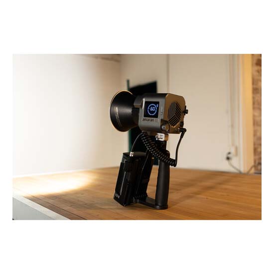 Aputure Amaran COB 60x Video Light - Image 10