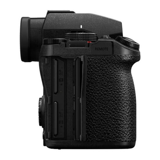 Panasonic LUMIX S5II Mirrorless Camera - Gambar 6