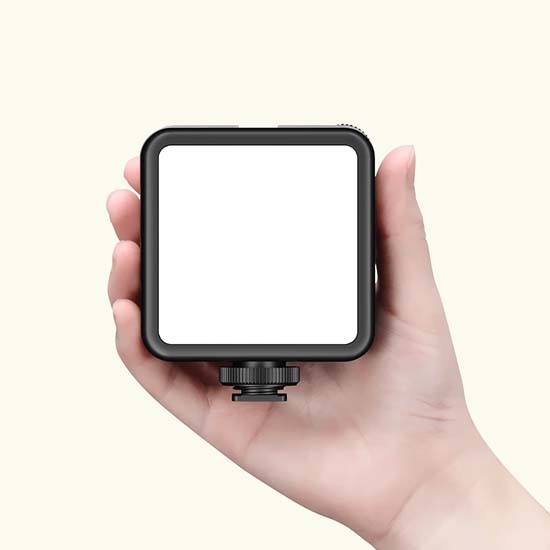 Ulanzi VIJIM VL81 Bi-Color LED Video Light - Image 8