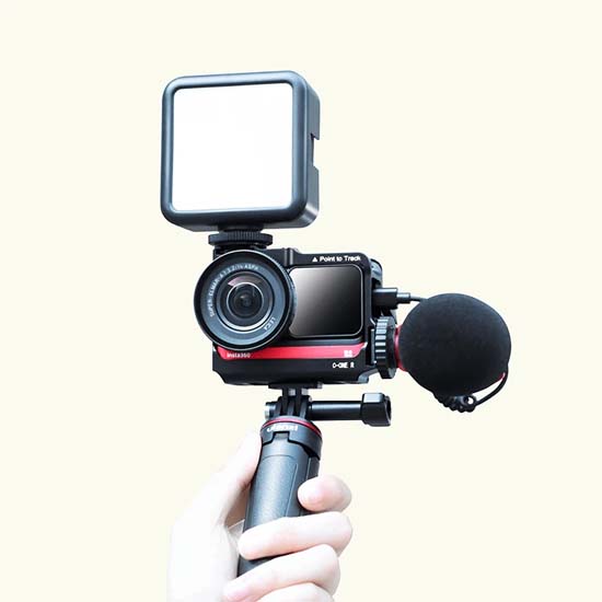 Ulanzi VIJIM VL81 Bi-Color LED Video Light - Image 12