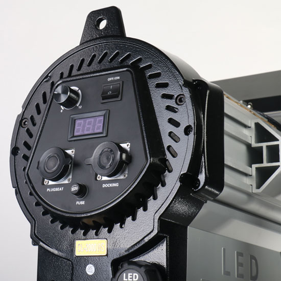 NiceFoto Fresnel Light CL-2000WS - Image 6