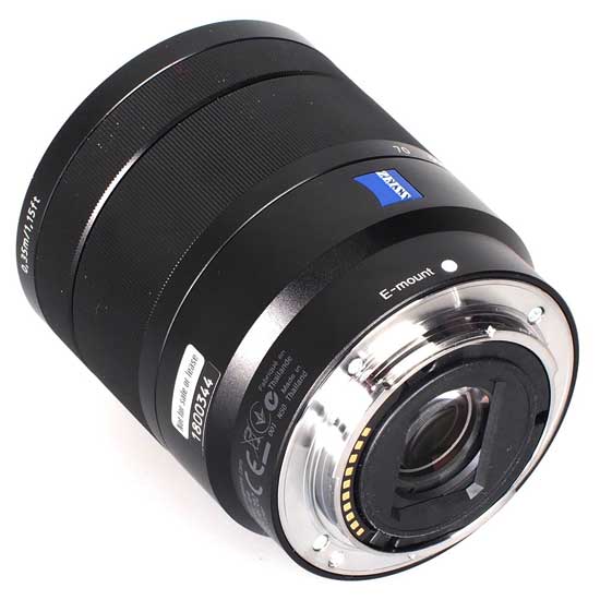 SONY SEL 16-70mm F4 ZA OSS Vario-Tessar T* - Image 3