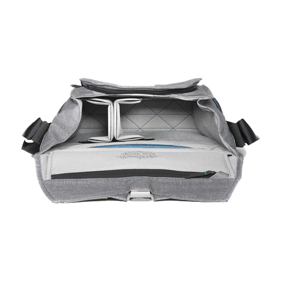 Peak Design Everyday Messenger 13 Inch Ash - Image 7