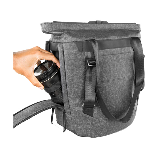 Peak Design Everyday Tote Bag Charcoal - Image 4